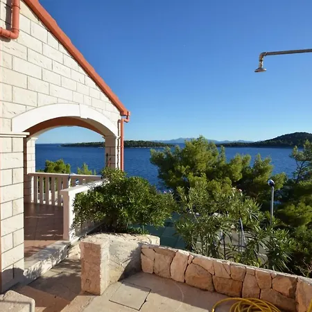 In Prizba With Sea View, Balcony, Air Conditioning, Wifi 5080-1 * Blato (Korcula)