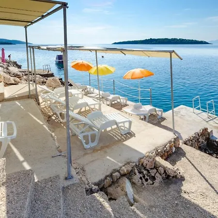 In Prizba With Sea View, Balcony, Air Conditioning, Wifi 5080-1 Apartment Blato (Korcula)